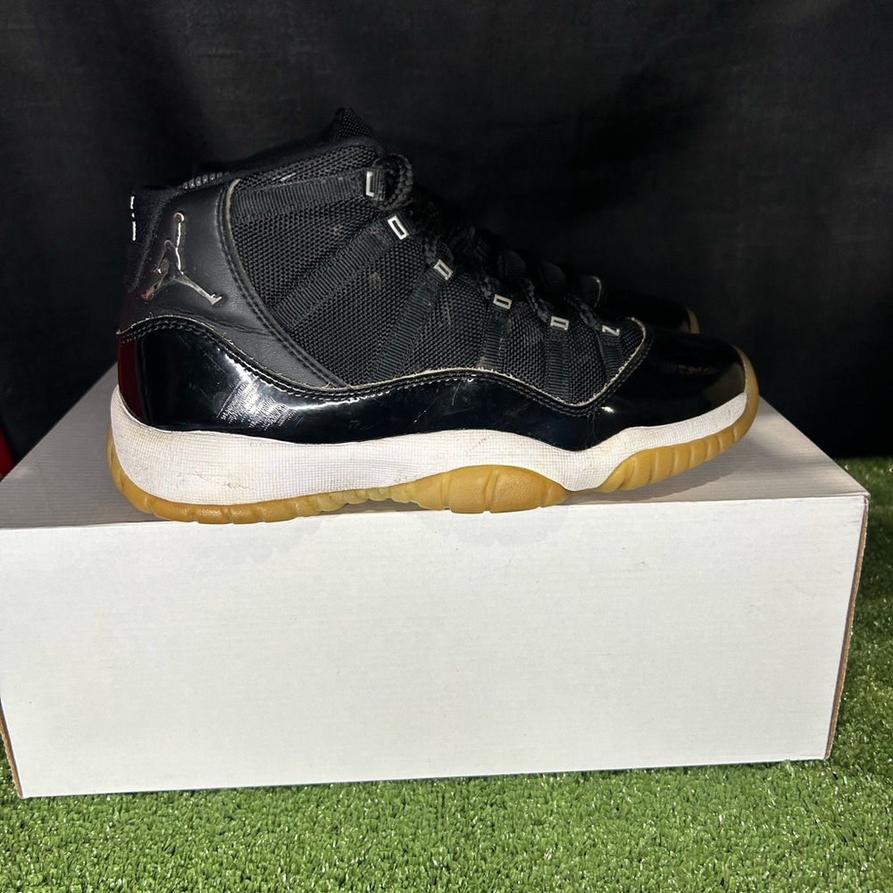 Size 6Y- Jordan 11 Retro "Jubilee / 25th Anniversary" - Picture 2 of 6